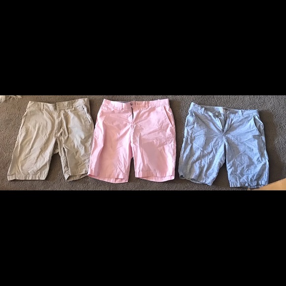 3 Nice pairs of men’s 32/33 shorts - Picture 2 of 5